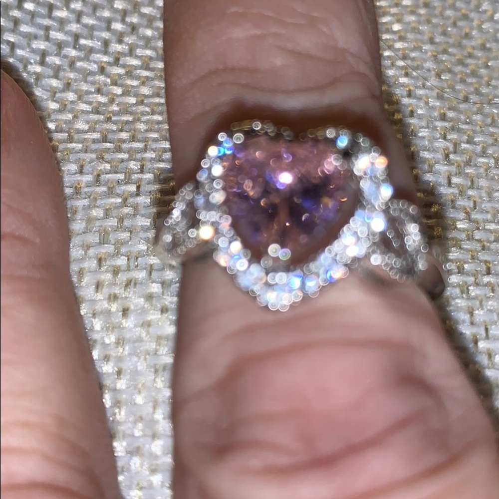 Beautiful large pink diamond look cz halo heart 7